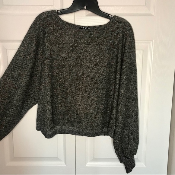 SHEIN Sweater - Picture 4 of 6